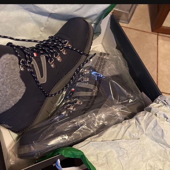 Tommy Hilfiger wedge boots - Picture 6 of 9